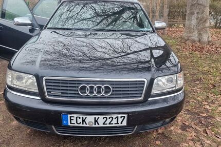 Audi A8 370.000 km 3.500 &euro; Osdorf 24251