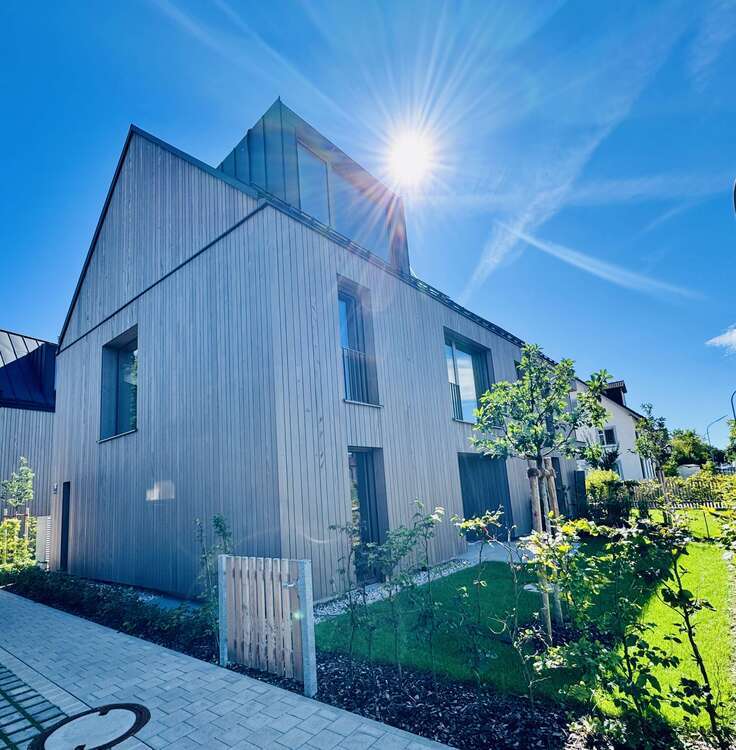 Haus zum Mieten in München 3.950 € 153 m² 6 zimmer
