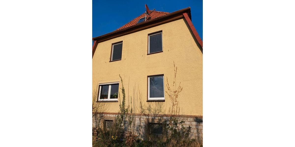 Einfamilienhaus Einbeck - 6 Zimmer, 135 m&sup2;, 85.000&euro; | Angebot:27030021