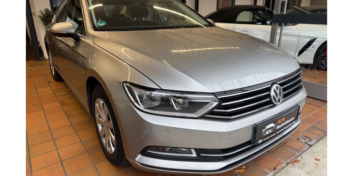 VW Passat 129.750 km 10.890 &euro; Eggebek 24852