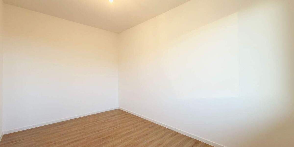 Etagenwohnung Bremen Kirchhuchting - 3 Zimmer, 84 m&sup2;, 209.000&euro; | Angebot:25563377