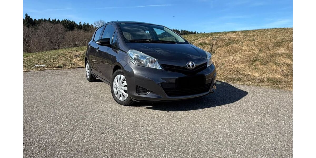 Toyota Yaris 149.999 km 4.790 &euro; Fürstenfeldbruck 82256