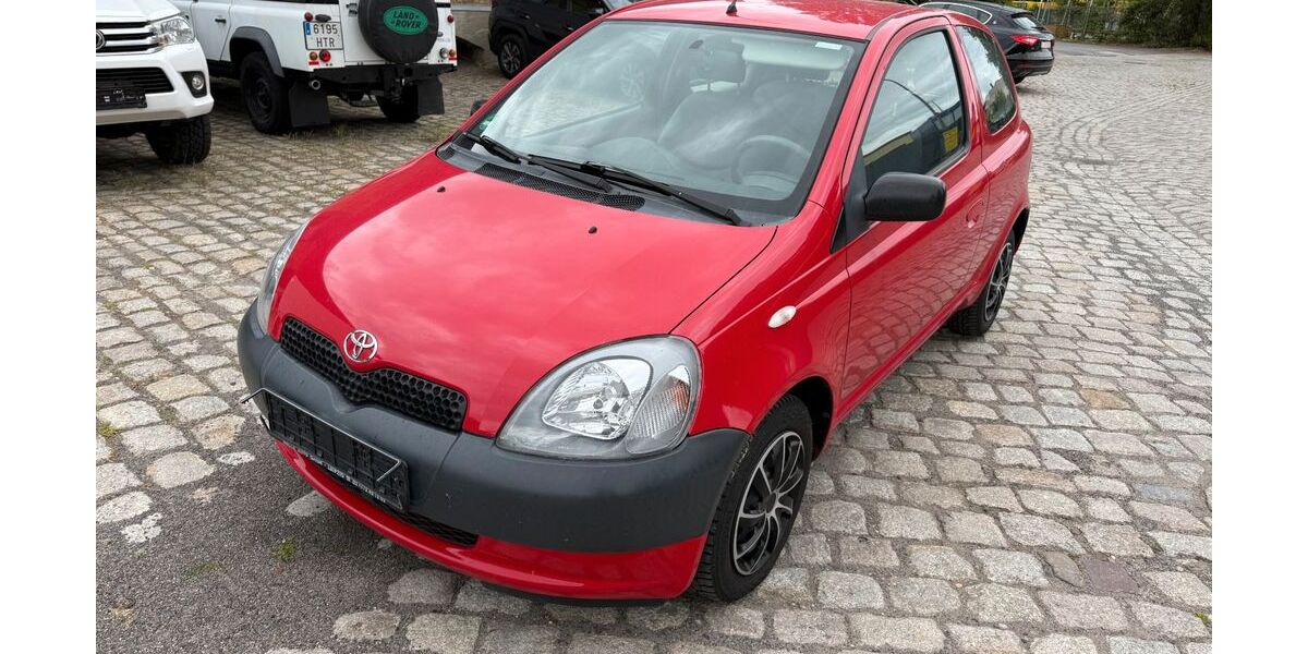 Toyota Yaris 217.700 km 1.100 &euro; Berlin 14059