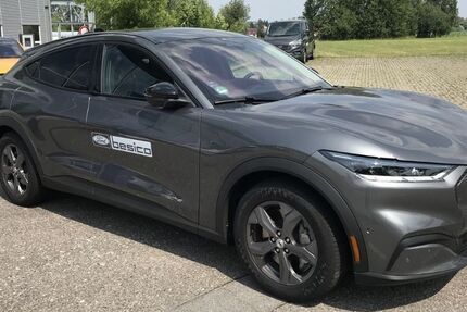 Ford Mustang Mach-E 27.000 km 31.490 &euro; Glauchau 08371