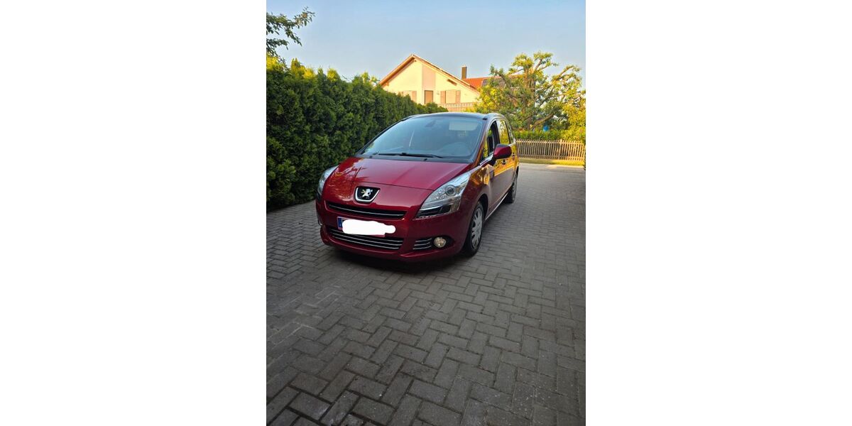 Peugeot 5008 220.000 km 3.450 &euro; Höchstädt 89420