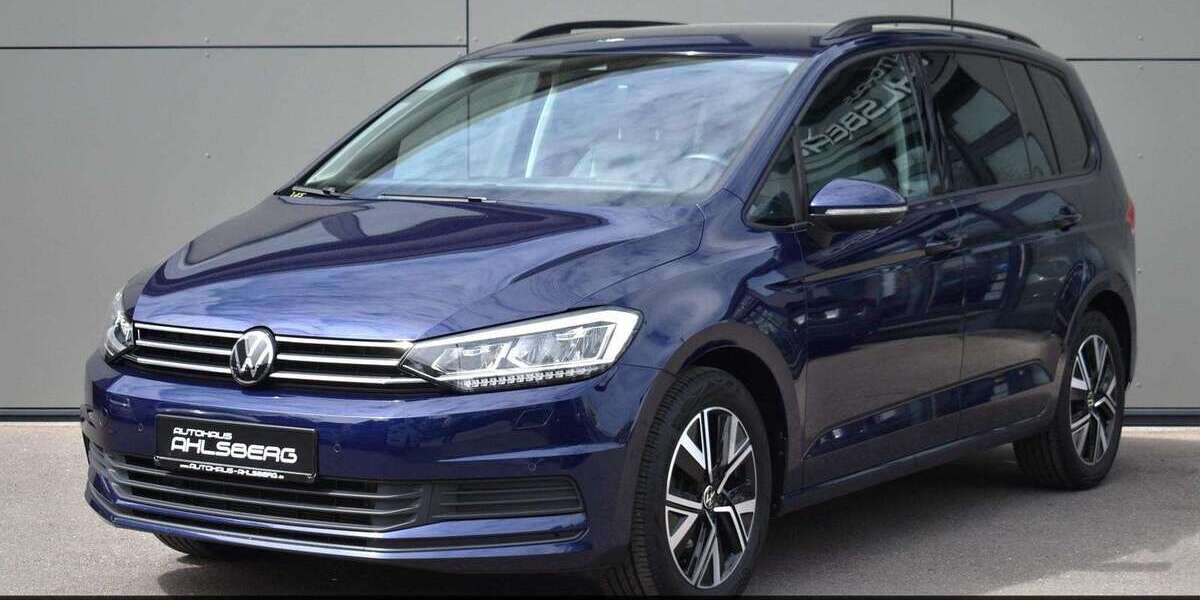 VW Touran 59.000 km 28.900 &euro; Pfullingen 72793