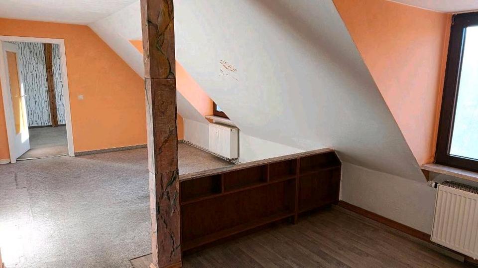 Dachgeschoßwohnung Naumburg (Saale) - 3 Zimmer, 67 m&sup2;, 105.000&euro; | Angebot:24847662
