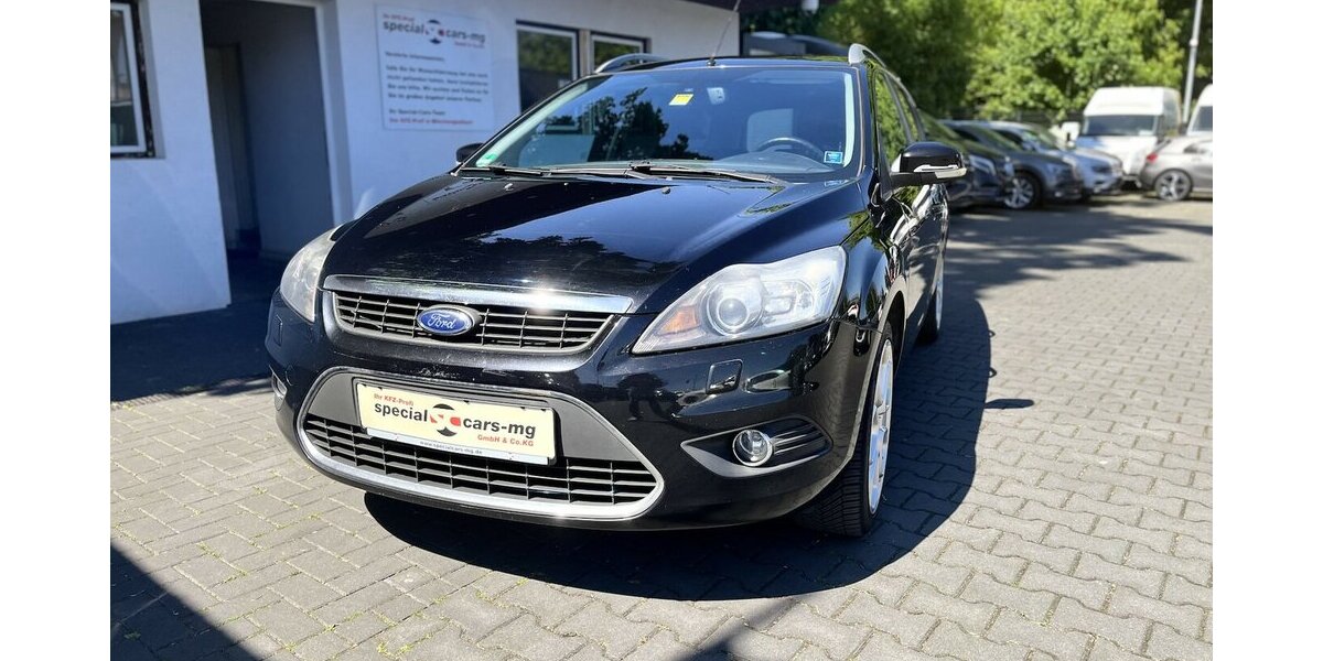 Ford Focus Titanium / LPG / Sitzheizung / Xenon / AHK 299.000 km 2.900 &euro; Mönchengladbach 41066