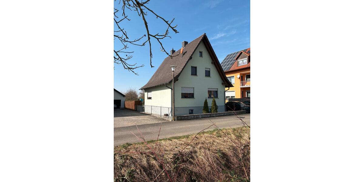 Einfamilienhaus Prosselsheim - 6 Zimmer, 98 m&sup2;, 1.000&euro; | Angebot:25419692
