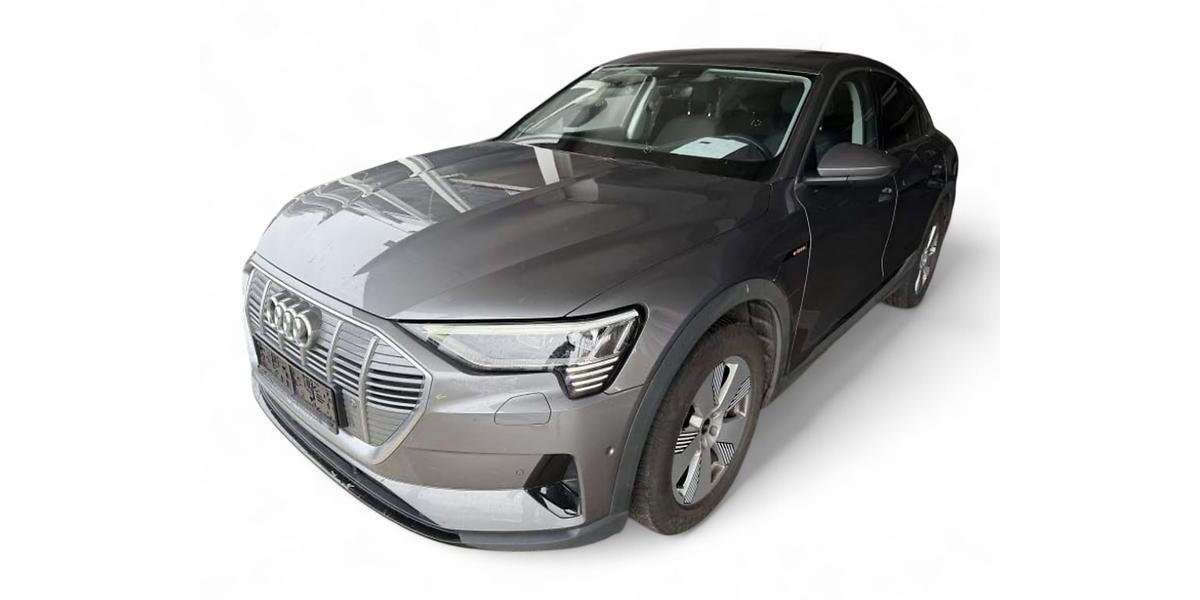 Audi e-tron 88.994 km 26.899 &euro; Ergolding 84030