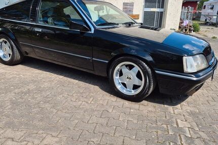 Opel Monza 199.000 km 18.999 &euro; Höchstädt 89420