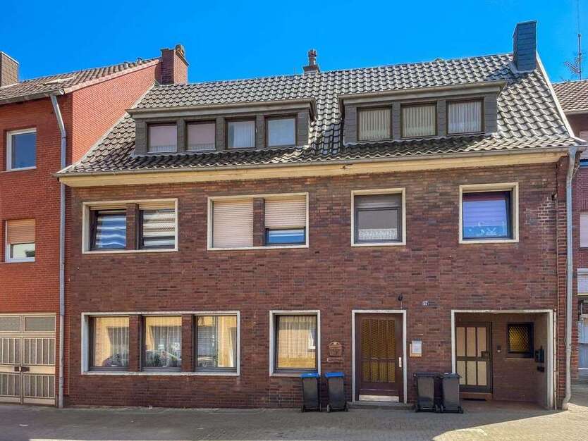 Haus zum Kaufen in Hürth 800.000 € 270 m²
