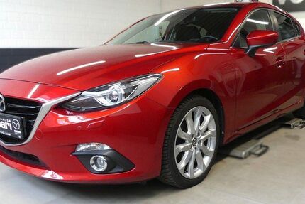 Mazda 3 150.500 km 9.490 &euro; Paderborn 33106