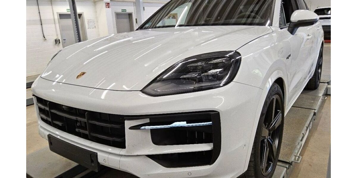 Porsche Cayenne 15.250 km 107.790 &euro; Stuttgart 70499