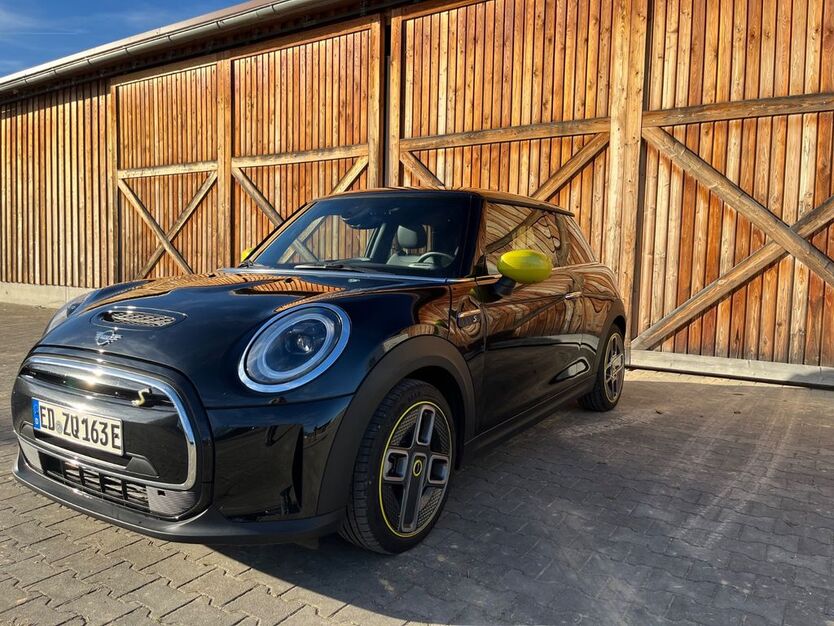 Mini Cooper SE 27.500 km 18.151 € Finsing 85464
