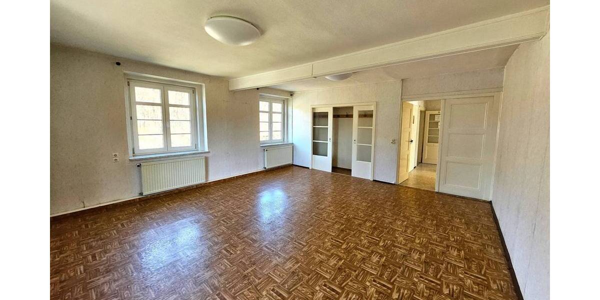 Altes Rathaus mit Potenzial für Ihr Gewerbe 2 zimmer