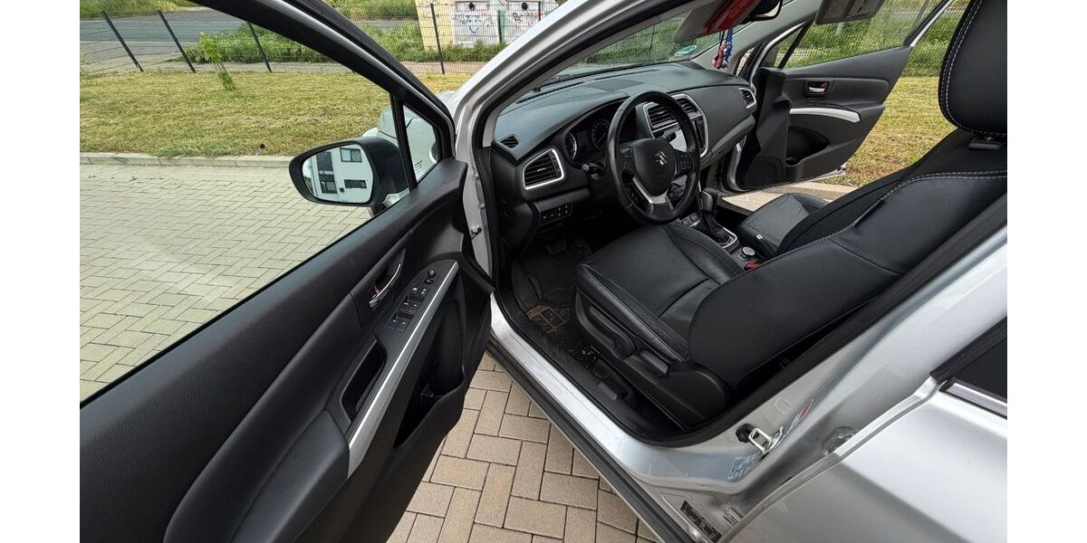 Suzuki (SX4) S-Cross 165.000 km 20.000 &euro; Magdeburg 39130
