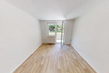 Wohnung Chemnitz Helbersdorf - 3 Zimmer, 74 m&sup2;, 463&euro; | Angebot:26682199