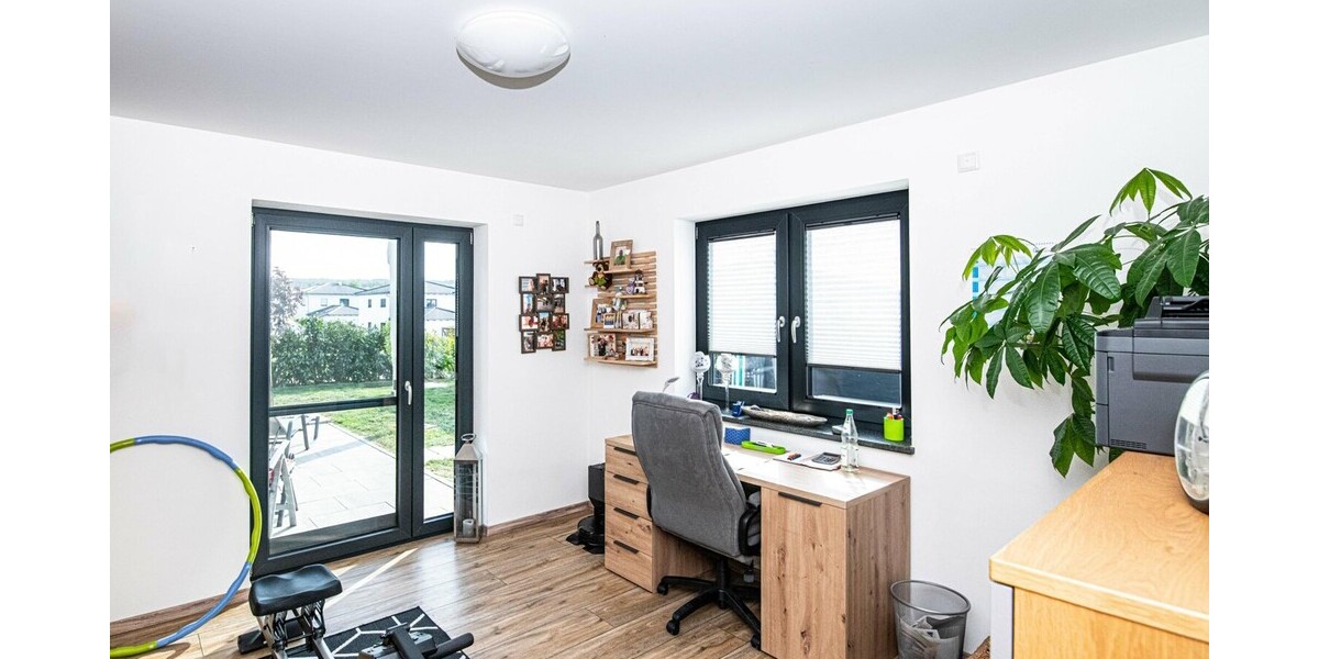 Neuwertiges Einfamilienhaus mit Kamin, PV-Anlage und Energieeffizienz A+ - Einfamilienhaus Cham / Vilzing Vilzing | Angebot:26786340