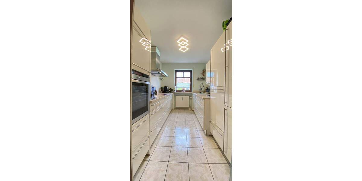 Wohnen mit Charakter - Große 3 Zimmer Wohnung inklusive TOP Mieter 3 zimmer