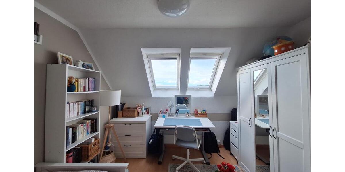 Maisonettenwohnung Mönchengladbach Süd - 5 Zimmer, 121 m&sup2;, 1.200&euro; | Angebot:26631262