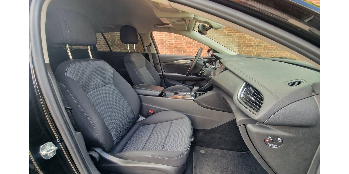 Opel Insignia Business Edition Klimaautomatik NAVI 66.000 km 16.998 &euro; Landau 76829