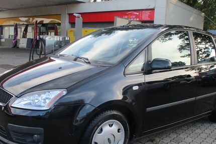 Ford Focus 171.487 km 3.490 € Oldenburg 26133