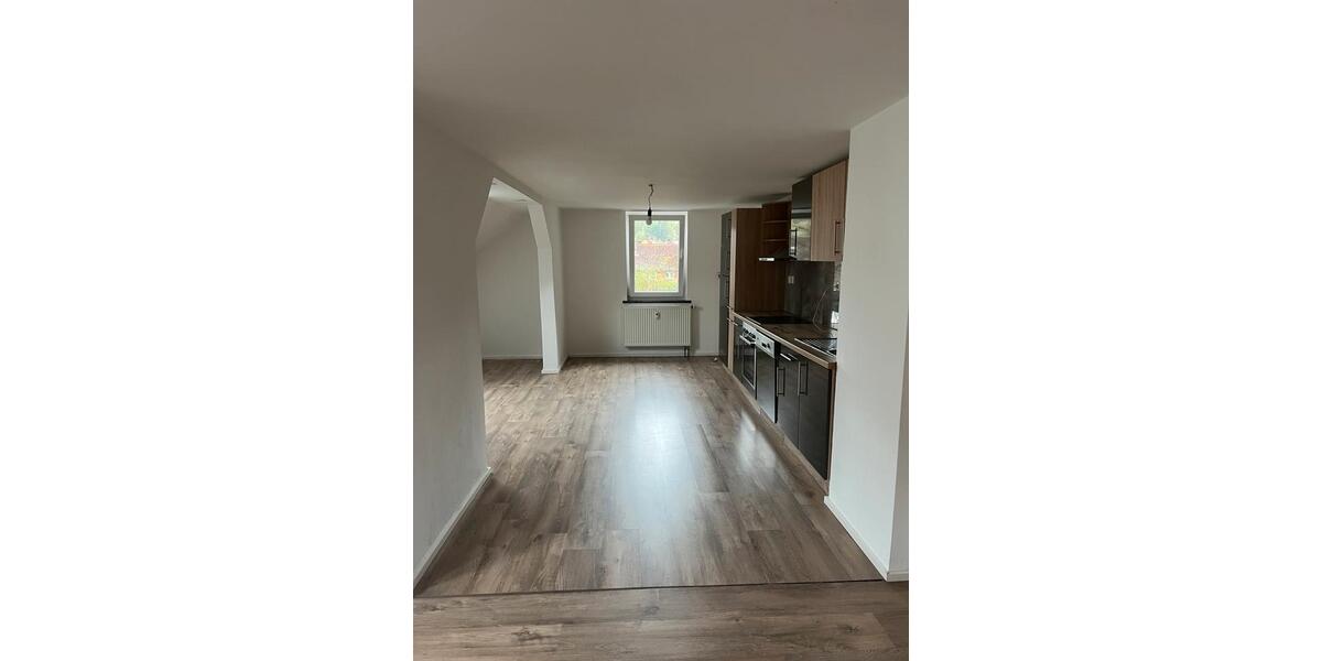 Dachgeschoßwohnung Bad Berneck im Fichtelgebirge - 3 Zimmer, 20 m&sup2;, 750&euro; | Angebot:26223716