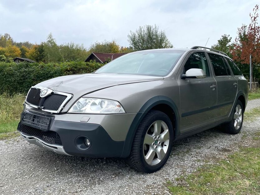 Skoda Octavia 159.000 km 3.290 € Bremen 28197
