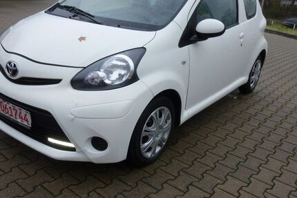 Toyota Aygo (X) 108.000 km 3.500 € Essen 45144