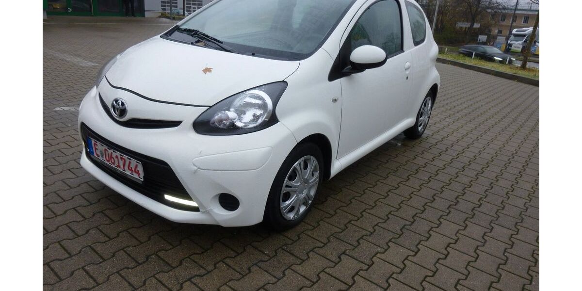 Toyota Aygo (X) 108.000 km 3.500 € Essen 45144