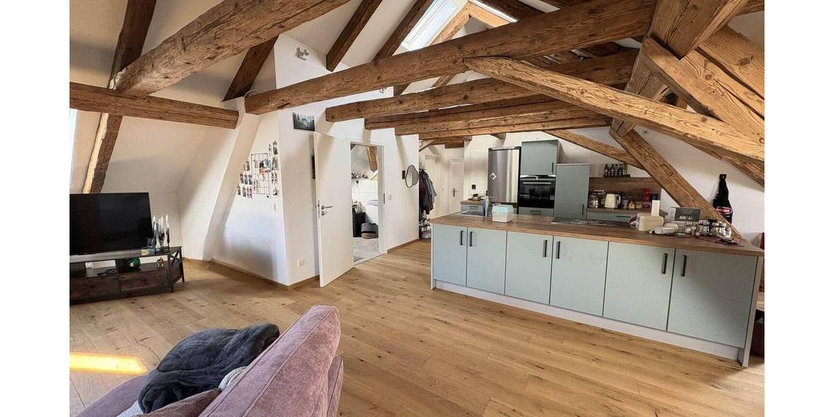 Etagenwohnung Riedenburg Lintlhof - 2 Zimmer, 91 m&sup2;, 780&euro; | Angebot:26684011