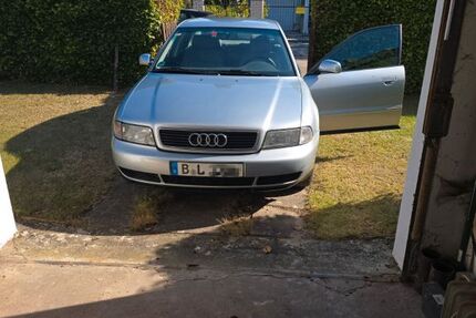 Audi A4 43.000 km 5.500 &euro; Berlin 12351