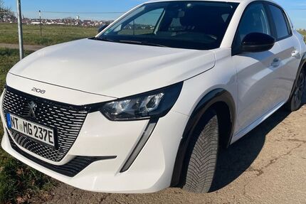 Peugeot e-208 33.000 km 16.500 &euro; Altenriet 72657