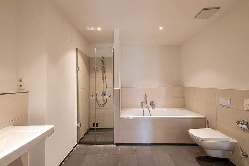 Schicke Neubauwohnung im Palais am Herzogin Garten. Mit großer Terrasse, EBK, Ankleide, Parkett,... 2 zimmer