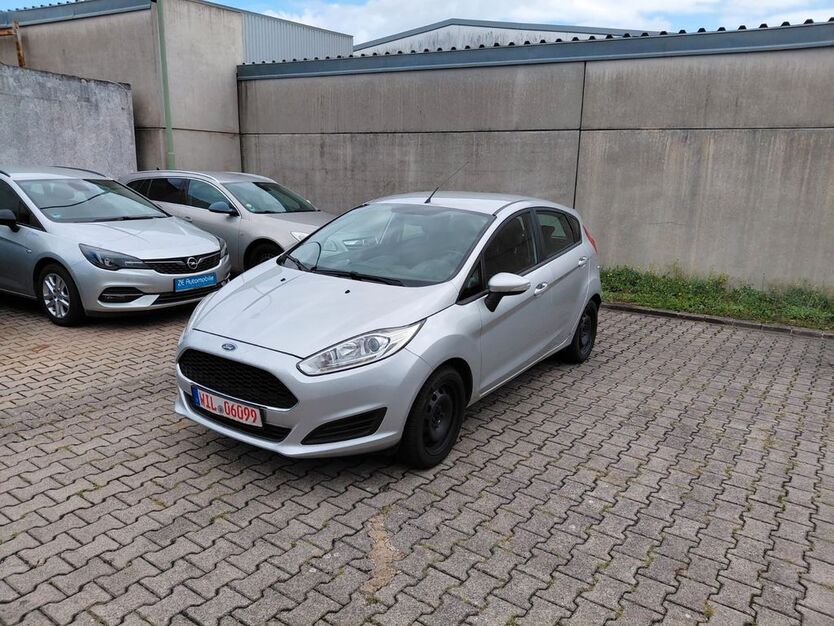 Ford Fiesta 306.000 km 3.300 € Wittlich 54516