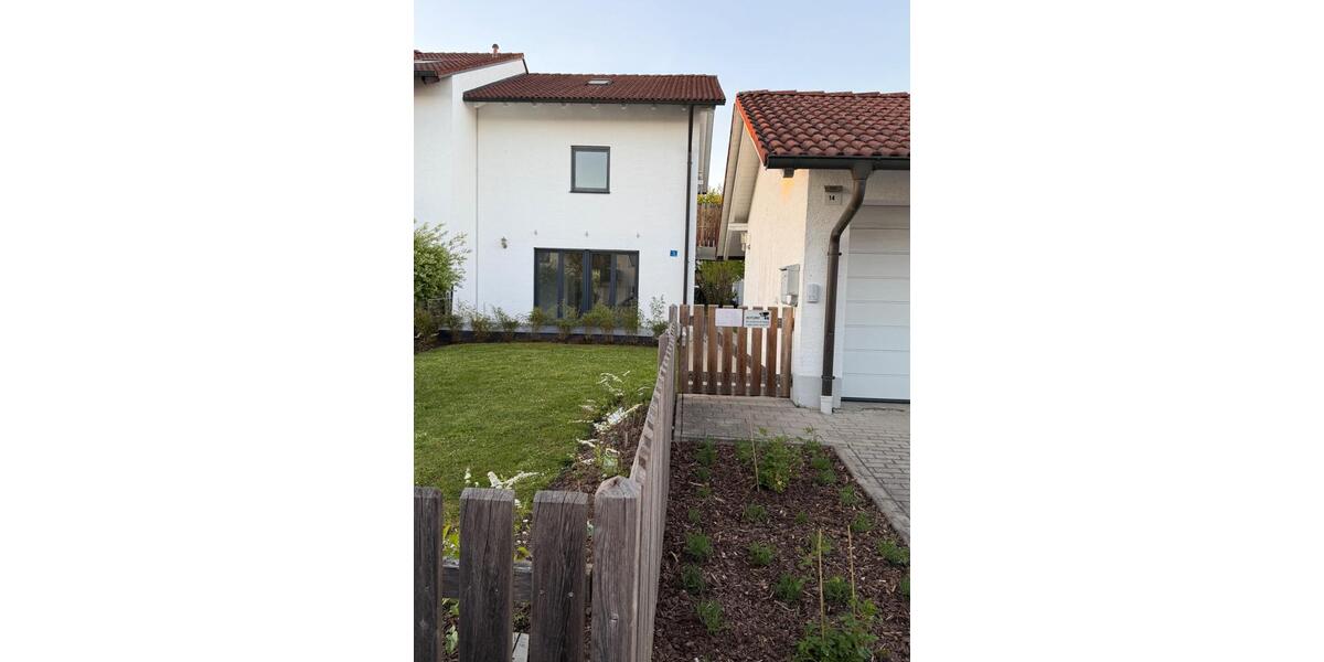 Doppelhaushälfte Lenting - 5 Zimmer, 158 m&sup2;, 1.500&euro; | Angebot:26377742