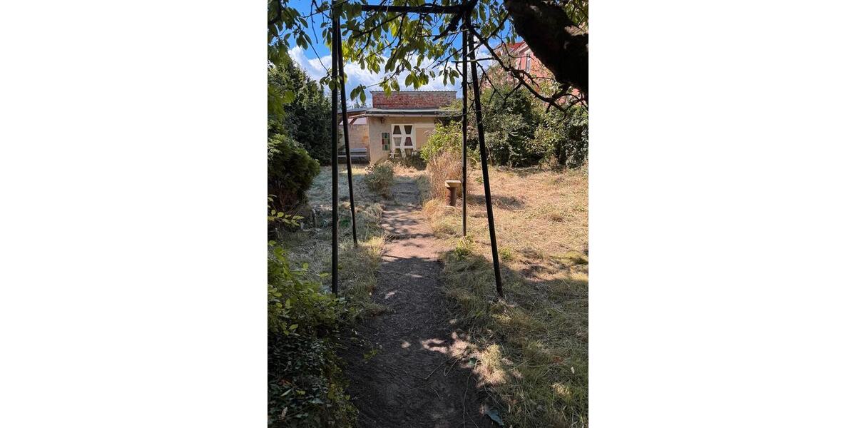 Mehrfamilienhaus, Wohnhaus Tangerhütte - 8 Zimmer, 220 m&sup2;, 155.000&euro; | Angebot:26394678