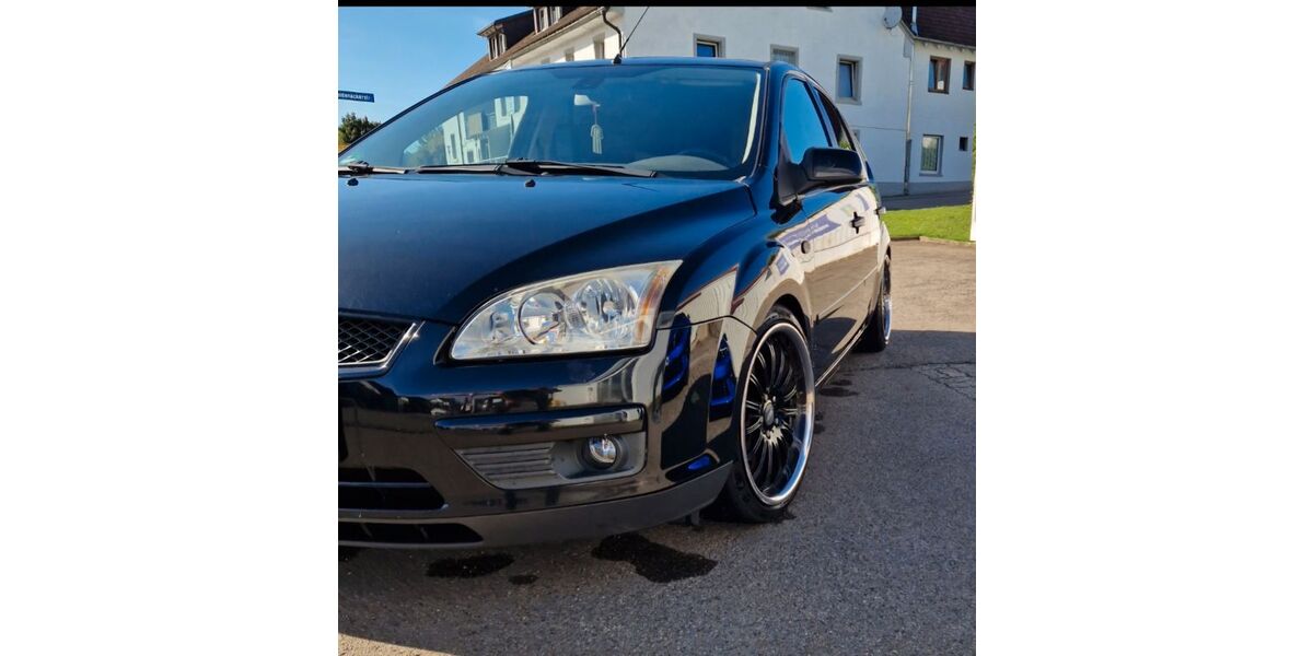 Ford Focus 270.000 km 1.350 &euro; Lauchringen 79787