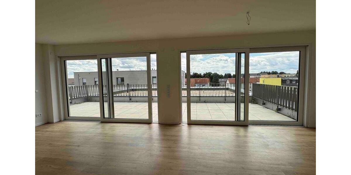 Einfamilienhaus Mitterteich - 4 Zimmer, 136 m&sup2;, 1.360&euro; | Angebot:24840843