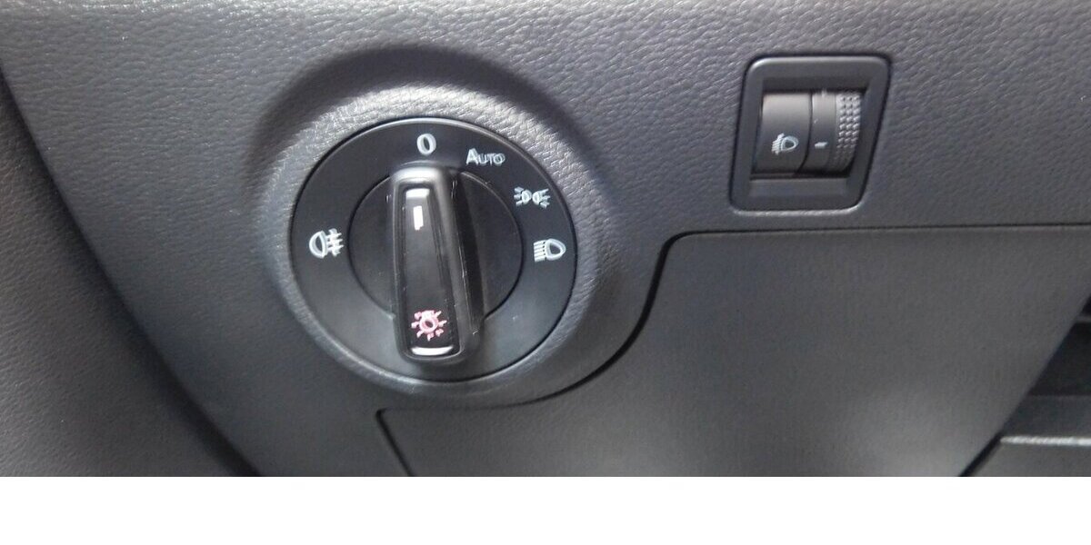 Seat Ibiza 1.0 Style MPI BMT 4Trg Navi Klima 27.200 km 15.990 &euro; Vordorf 38533
