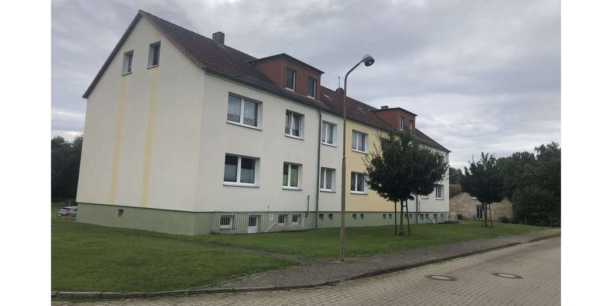 Etagenwohnung Dargelin - 3 Zimmer, 69 m&sup2;, 364&euro; | Angebot:25080340