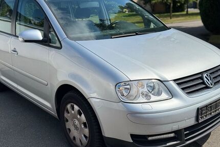 VW Touran 143.925 km 1.999 &euro; Henstedt-Ulzburg (bei Hamburg) 24558