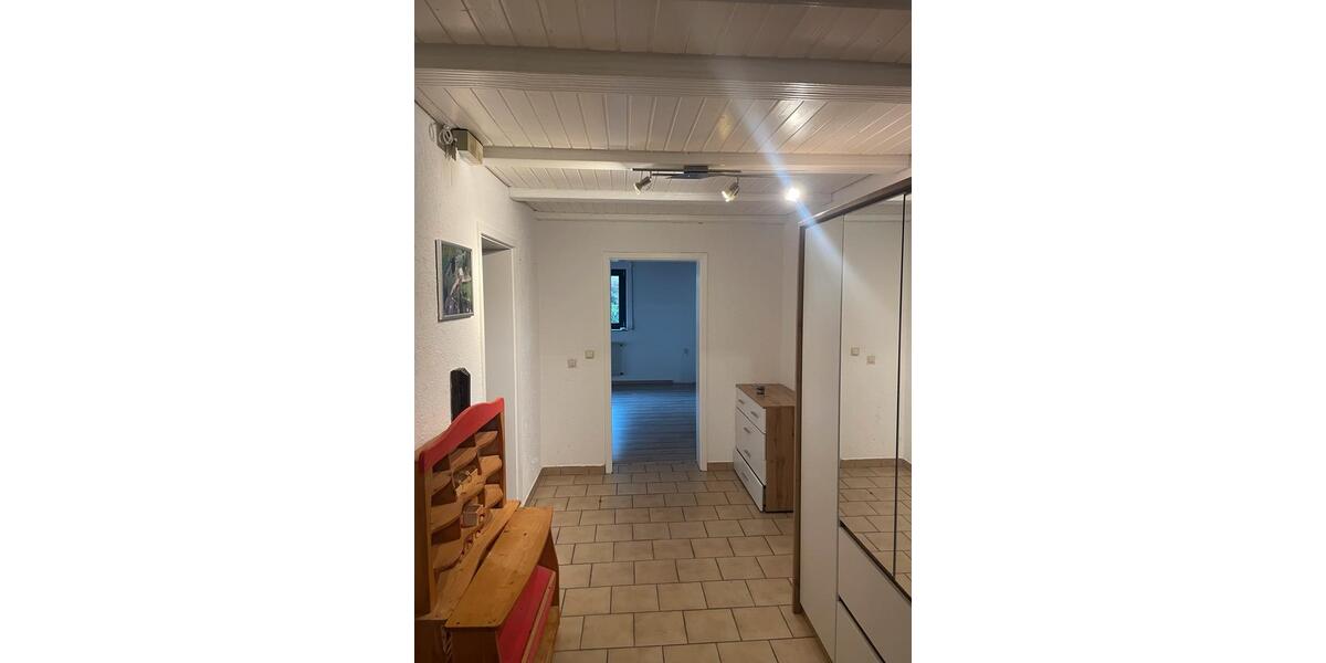 7 Zi. Haus Bungalow mit Einliegerwohnung und PV-Anlager 7 zimmer