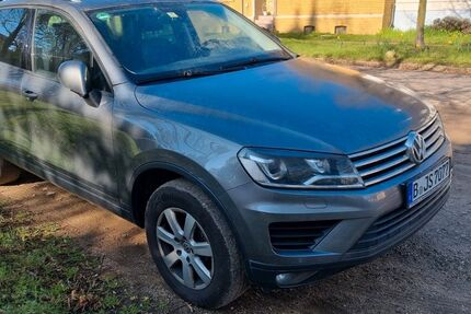 VW Touareg 287.000 km 15.900 &euro; Dessau-Roßlau OT Mosigkau 06847