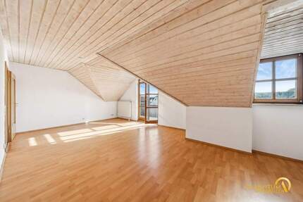 Helles 1-Zimmer-Appartement mit großem Südbalkon und Tiefgaragenstellplatz in Neustadt an der Donau 1 zimmer