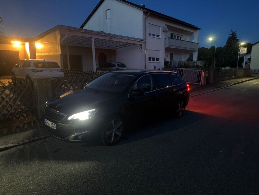 Peugeot 308 174.000 km 5.499 € Dingolfing 84130