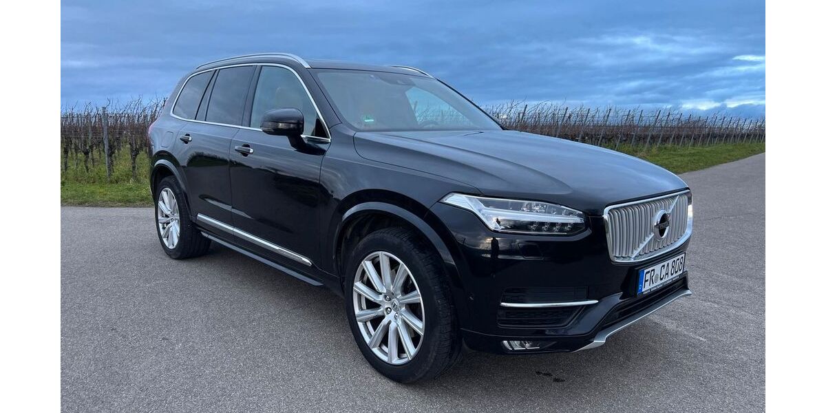 Volvo XC90 127.000 km 30.900 &euro; Freiburg 79112