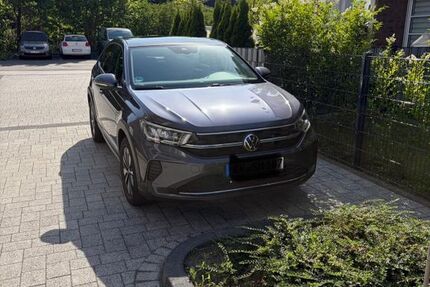 VW Taigo 14.000 km 24.500 &euro; Kempen 47906
