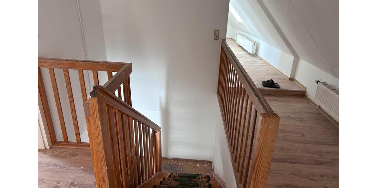 Etagenwohnung Varel - 4 Zimmer, 85 m&sup2;, 800&euro; | Angebot:26272830